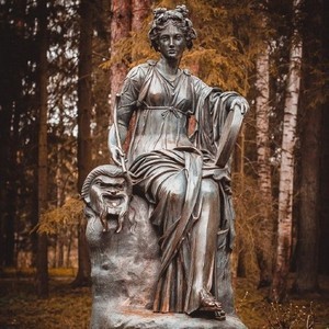 раскрыть её